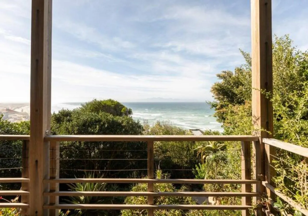Seaview Apartment In Muizenberg
