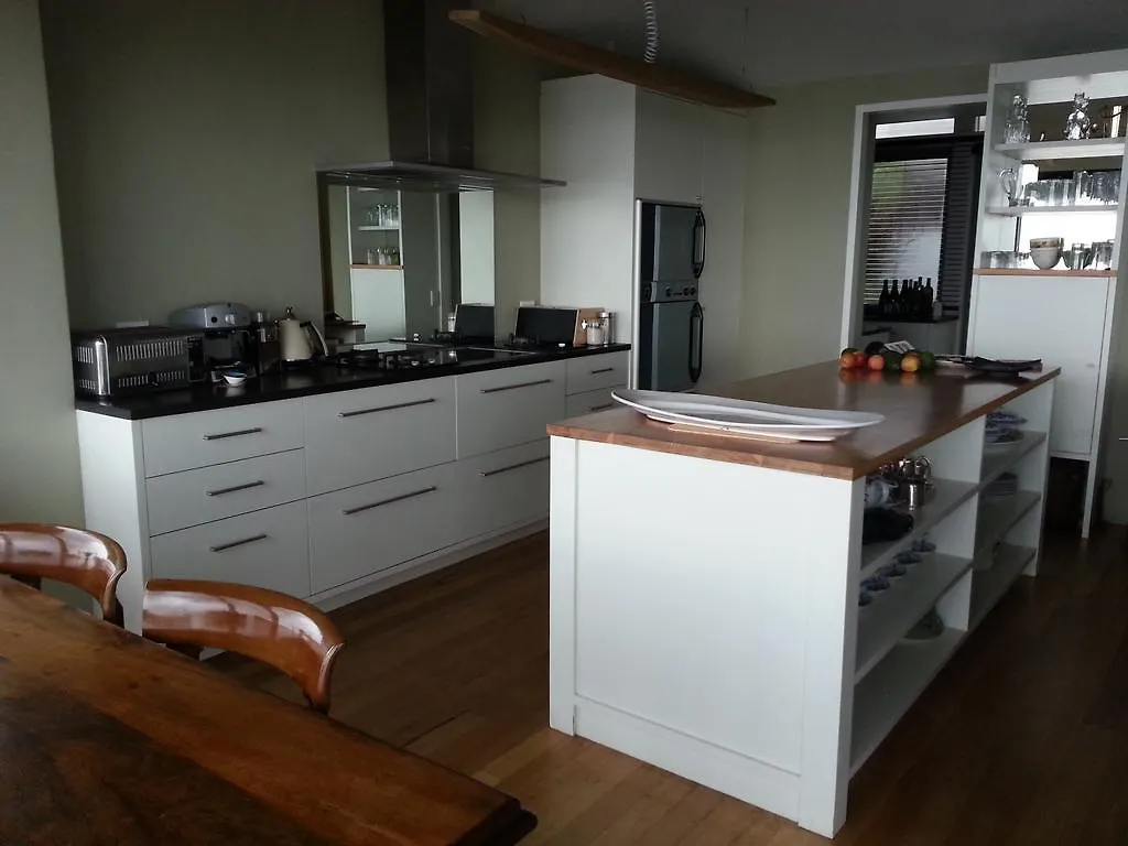 Seaview Apartment In Muizenberg